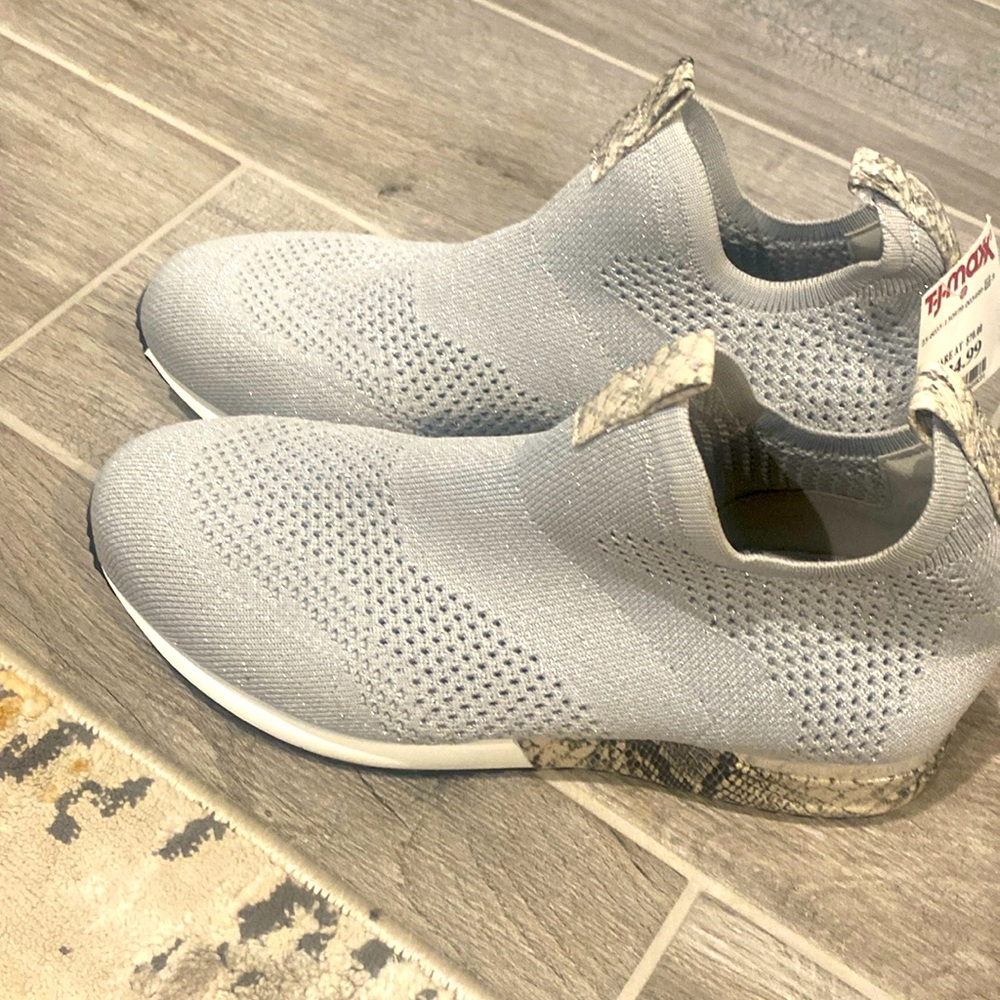 URBAN SPORT BY J/SLIDES Kicker Knit Sneaker, size 8